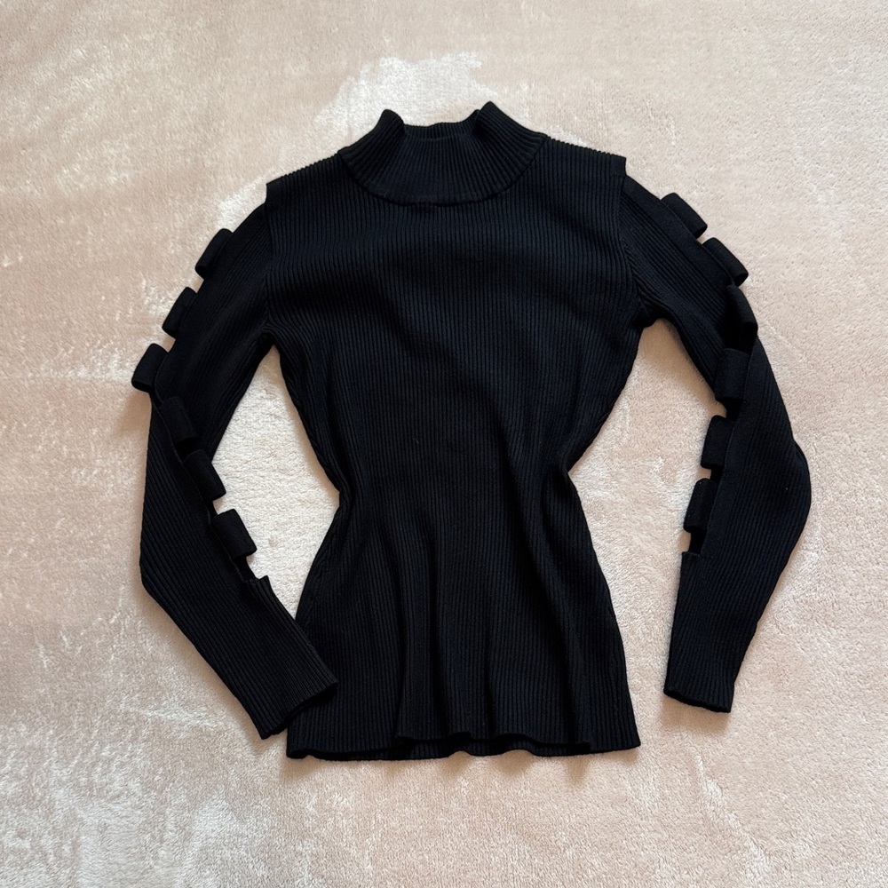 Almost Famous Black Ribbed Cut-Out Sleeve Top